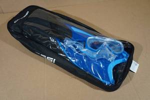 lot 220 image: Cressi Adult Palau Fin Snorkel Set -Fin Size ML, Blue