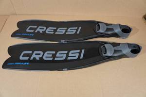 lot 225 image: Cressi Gara Impulse Free Diving Fins -Size 78