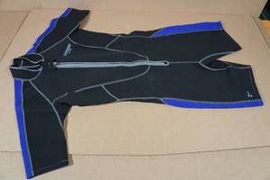 lot 227 image: Cressi Lido 2mm Womens Wetsuit -XL5