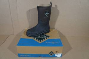 lot 238 image: Muck Boots Chore Cool Mid Work Boots -Mens 10, Womens 11