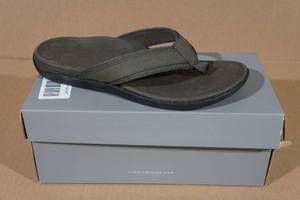 lot 249 image: Vionic Womens Flip Flops -Size 8