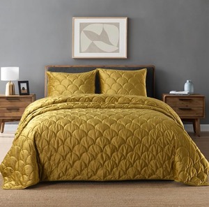 lot 96 image: Velvet Quilt Bed Set -King, Mustard
