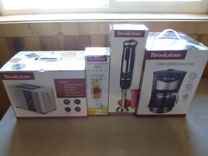 lot 6 image: Small Brookstone Kitchen Appliances
