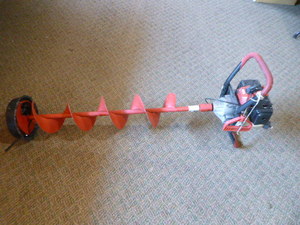 lot 34 image: Eskimo Gas Ice Auger