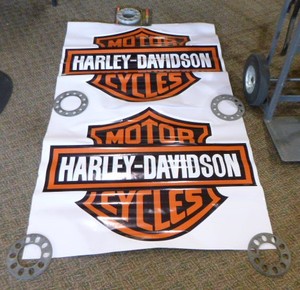 lot 76 image: 2 Harley-Davidson Decals