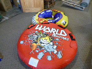lot 97 image: 2 Inflatable Towables