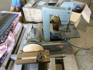 lot 103 image: Foley Belsaw GrinderSharpenerSander