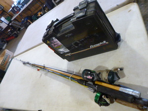 lot 137 image: Fishing Items