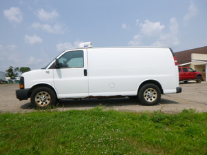 lot 1 image: 2012 Chevrolet Express Refrigerated Cargo Van