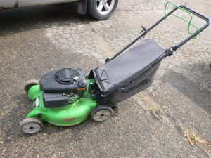 lot 163 image: Lawn Boy Push Lawn Mower with Bagger
