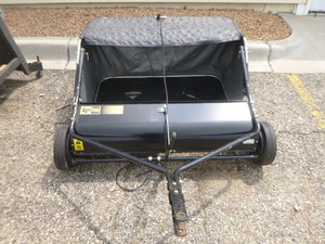 lot 175 image: Agri-Fab Lawn Sweeper