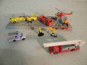 ORIGINAL - VINTAGE 1997 Mattel URBAN RESCUE SERIES 1 & MICRO MACHINES with FIGURES - GREAT SET - NICE - SEE PICTURES