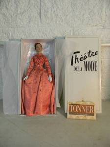 VINTAGE TYLER WENTWORTH DOLL Tonner Theatre De La Mode FRAMBOISE ROBE DU GRANDE SOIRTONNER DOLL CO. THEATRE DE LA MODE - AWESOME PIECES - NICE IN BOX - SEE PICTURES