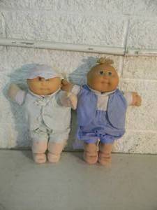 2 ORIGINAL VINTAGE CABBAGE PATCH KIDS - COOL OLD SCHOOL PIECES - NICE - SEE PICTURES