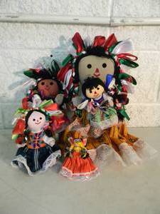 VINTAGE COLLECTION OF 6 MEXICAN DOLLS - Handmade - Various Sizes - APPROX 16, 12, 8, 8, 6 & 5 - NICE - FANTASTIC SET - SEE PICTURES