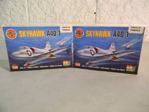 lot 10 image: 2 - AIRFIX 172 scale Model Kits, Made In France - SKYHAWK A4D-1 - SEALED IN BOX - GREAT PIECES - SEE PICTURES