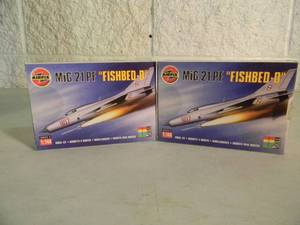 lot 16 image: 2 - AIRFIX 1144 scale Model Kits, Made In France - MiG 21 PF FISHBED-D - SEALED IN BOX - GREAT PIECES - SEE PICTURES