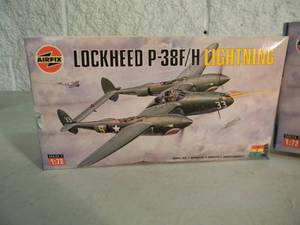 lot 23 image: 2 - AIRFIX 172 scale Model Kits, Made In France - LOCKHEED P-38FH LIGHTNING - SEALED IN BOX - GREAT PIECES - SEE PICTURES