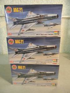 lot 41 image: 3 - AIRFIX 172 scale Model Kits, Made In France - MiG 21 - SEALED IN BOX - GREAT PIECES - SEE PICTURES