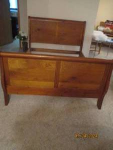 Quality Hard Wood sleigh style full...