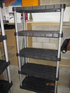 Sturdy Rubbermaid 5-tier storage sh...