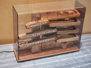 lot 75 image: Awesome Vintage Rolling Ball Mechanical Clock