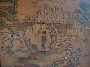 lot 2 image: Stunning Vintage Japanese  Handpainted Serving Bar