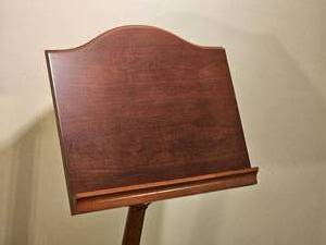 lot 24 image: The Bombay Company Contemporary Music Stand