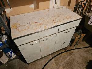 lot 119 image: Vintage Atomic Kitchen Storage