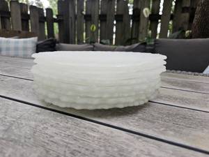 lot 65 image: Vintage Indiana Glass Company Pebble Leaf