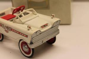 lot 12 image: Vintage Speedway Pace Car Replica