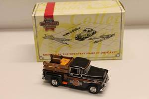 lot 30 image: Matchbox Collectibles Harley Davidson Die-Cast Truck