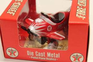 lot 36 image: Texaco Petite Pedal Plane Series Die Cast Metal Pedal Plane Replica - Fire Chief