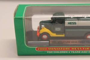 lot 57 image: 2000 Miniature Hess First Truck Collectible Model