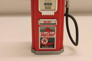 lot 71 image: Texaco Sky Chief Gasoline Pump Coin Bank