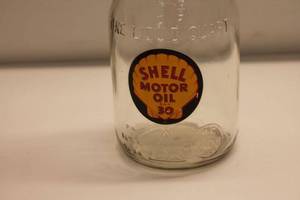 lot 101 image: Vintage Shell Motor Oil Glass Bottle with Metal Spout - One Liquid Quart
