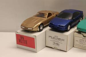 lot 157 image: Lot of 6 ERTL Die-Cast Model Cars - Chevy Corvette and Camaro