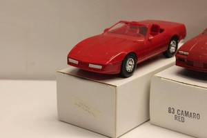 lot 175 image: Lot of 7 Collectible Die-Cast Model Cars - Camaro and Corvette Models