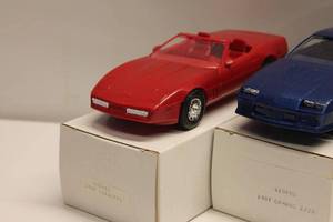 lot 176 image: Lot of 6 Die-Cast Model Cars - Corvette & Camaro Collection
