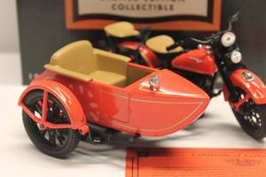 lot 186 image: Harley-Davidson Limited Edition 1933 Motorcycle with Sidecar Bank Collectible