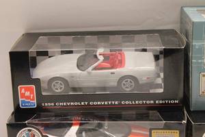 lot 195 image: Lot of 4 Collectible Diecast Cars - Corvette, Camaro, Viper, and Custom Replica