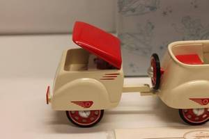 lot 232 image: Hallmark Kiddie Car Classics 1940 Custom Roadster with Trailer Collectible