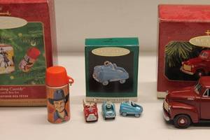 lot 236 image: Lot of Hallmark Keepsake Ornaments and Hopalong Cassidy Collectibles