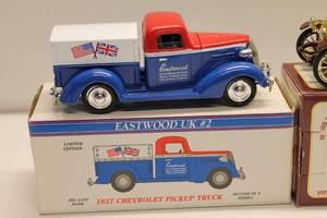 lot 272 image: Lot of 2 Collectible Die-Cast Metal Model Trucks with Boxes - Limited Editions