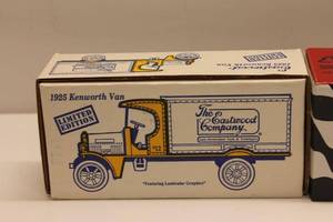 lot 280 image: Limited Edition Eastwood Automotive Collectibles - 1925 Kenworth Van & Halibrand Model A