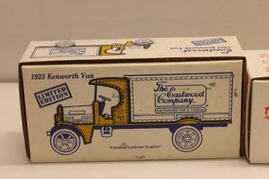 lot 297 image: Lot of 2 Eastwood Automobilia Limited Edition Die-Cast Vehicles