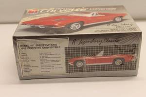 lot 307 image: 1963 Chevrolet Corvette Convertible Model Kit by AMTERTL