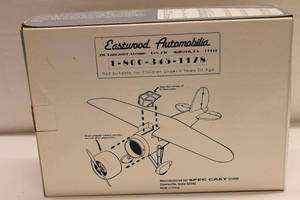 lot 325 image: Air Eastwood Flying Service Bank 1932 Lockheed Vega Model 5C Die-Cast Metal Limited Edition