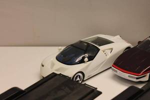 lot 379 image: Diecast Model Car Collection with Trailers - 8 Pieces