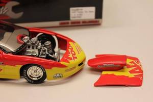 lot 393 image: Mac Tools 124 Scale Pro Stock Model Car - 28th Annual Gatornationals